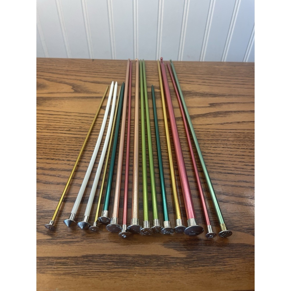 LOT OF 15 Vintage Crochet Hooks Needles 10 BOYE  Aluminum 5 Mixed Brands